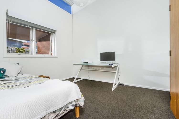 4/6 North Avenue Narrow Neck_9