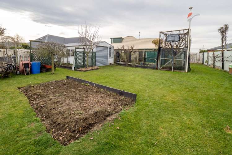 16 Falcon Drive Allenton_19