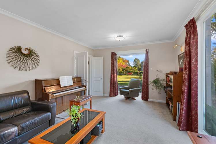 53 Bangor Road Darfield_9