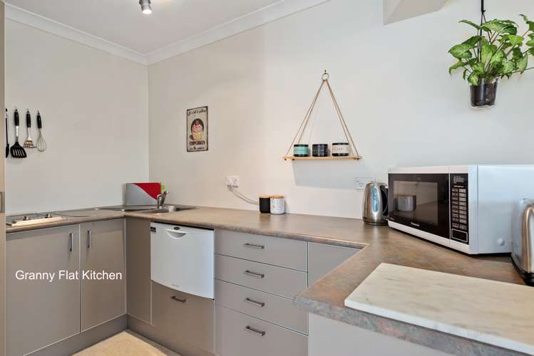 28 Treeway Sunnyhills_17