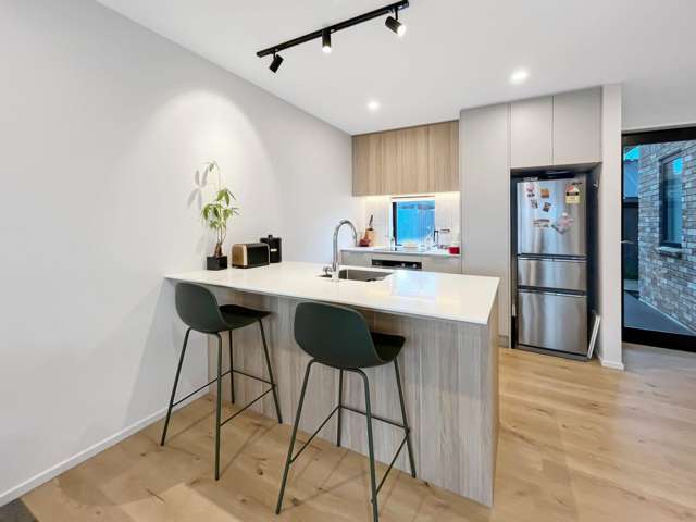 1/60 Derby Street Saint Albans_1