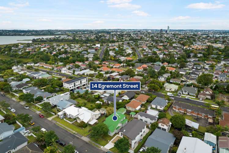 14 Egremont Street Belmont_34