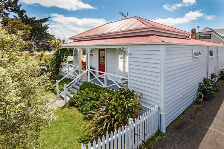 1/6 Lytton Street Devonport_32
