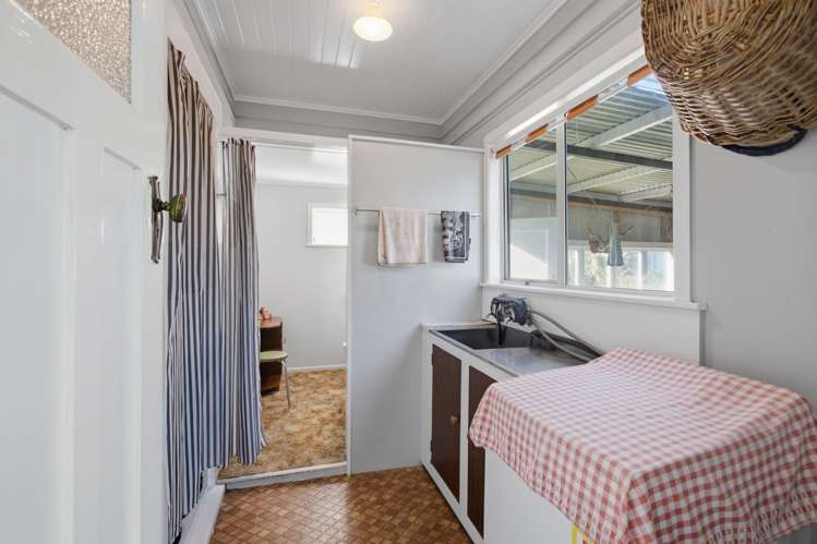 38 Whakapaki Street Urenui_28