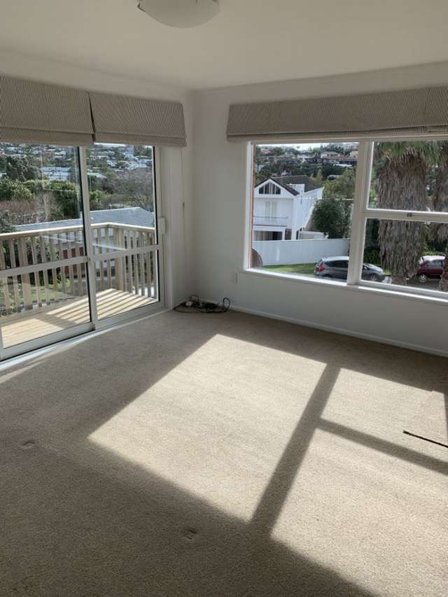 1/5 Whitby Crescent Mairangi Bay_1