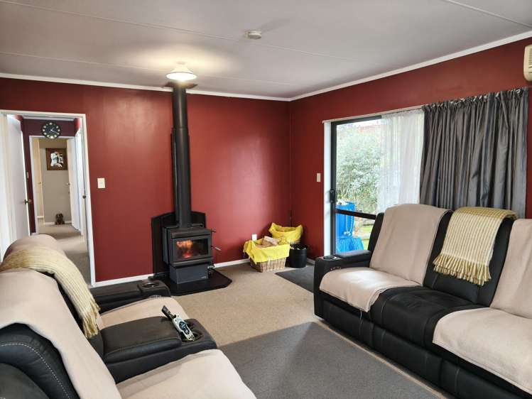 13 Douglas Street Levin_32
