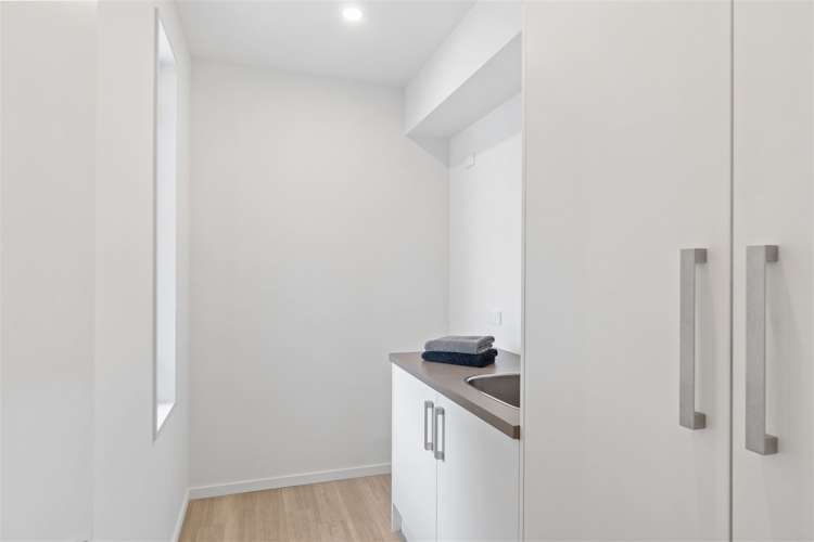 7/670 Ferry Road Woolston_10