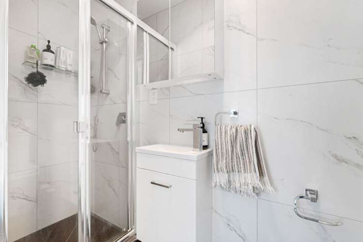 40B Waddell Avenue Point England_12