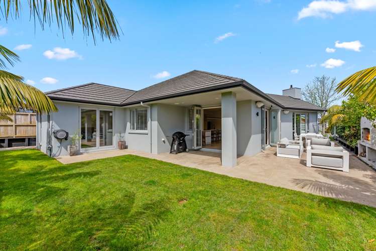 14 Lombardia Way Karaka_32