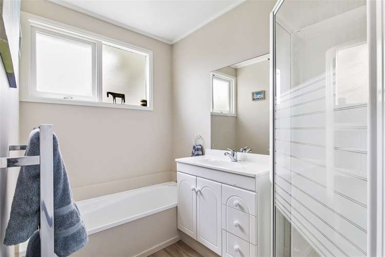 102 Taiapa Road Muriwai_10