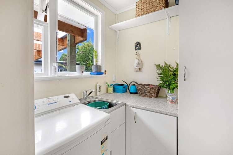 38 Farm Street Lumsden_16