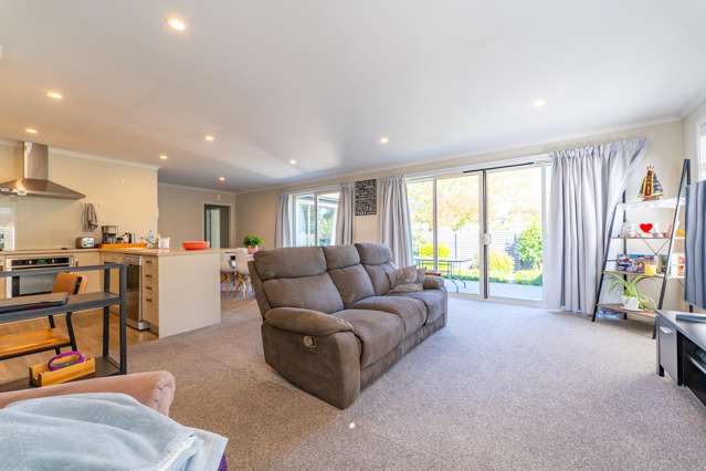 2/33 Maltby Avenue West End_4