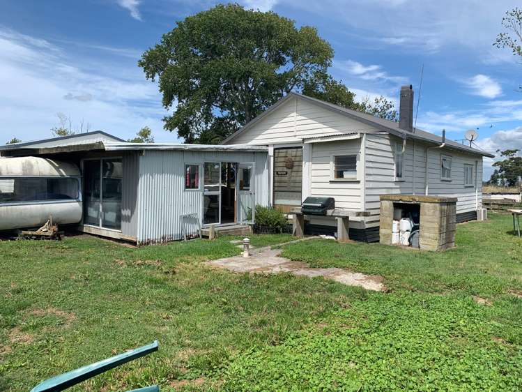 196 School Road Paeroa_3