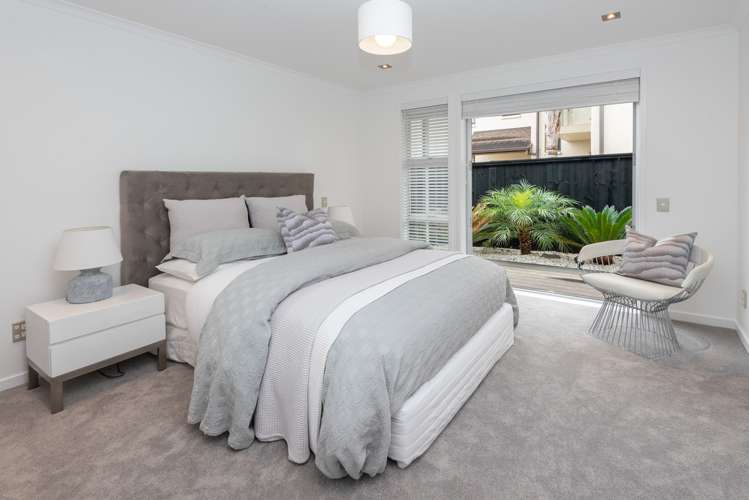 34a The Parade Bucklands Beach_13