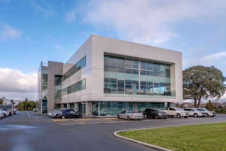 5 Sir William Pickering Drive Burnside_2