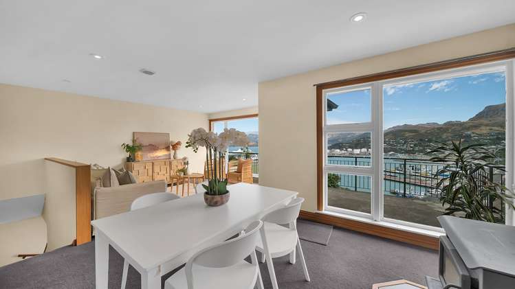 2 Randolph Terrace Lyttelton_16
