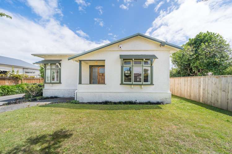 Front (9) Frederick Street Terrace End_27