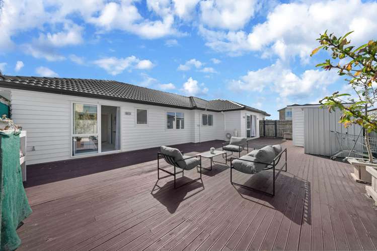4 Iwinuku Crescent Wattle Downs_18