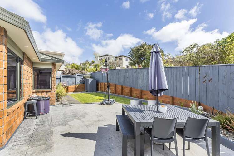 2 Endeavour Drive Whitby_21