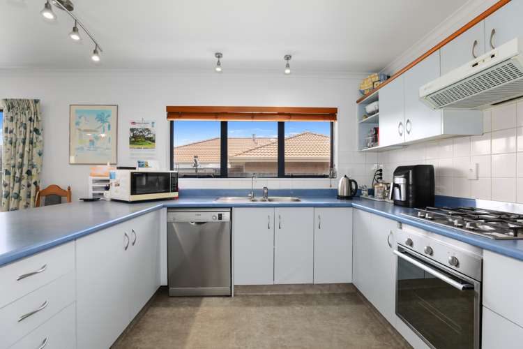 25 Elmbridge Place Owhata_2