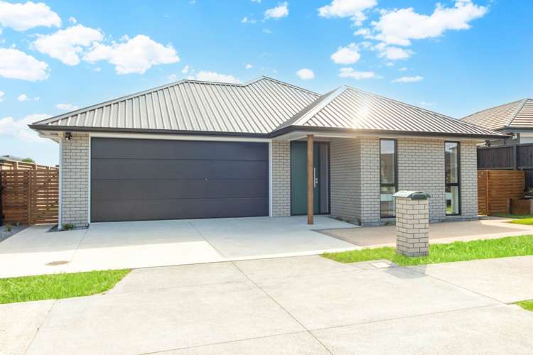 6 Te Paahi Avenue Waiuku_1