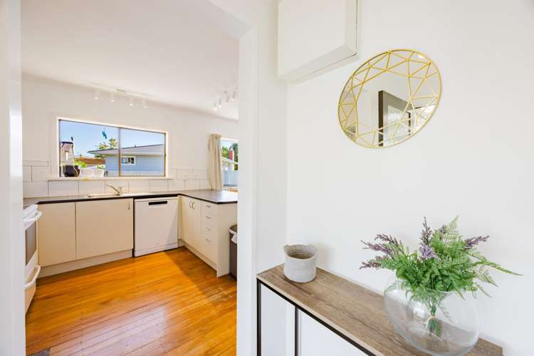 8 Corbett Place Onekawa_23