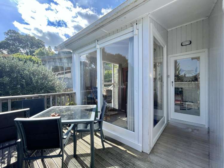 28 Warner Park Avenue Laingholm_18