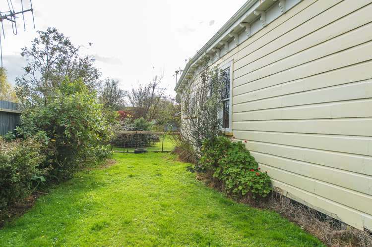 38 Russell Street Marton_1