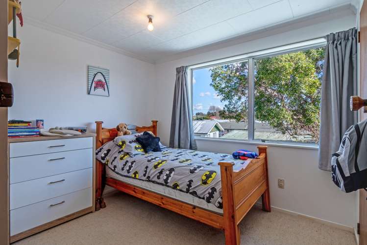 16 Ferndale Place Feilding_15