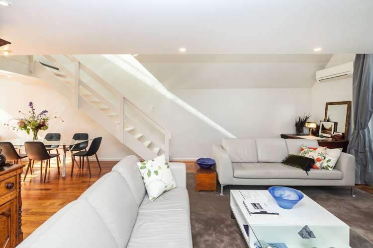 74 Office Road Merivale_15