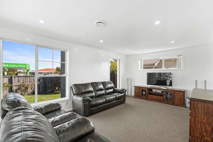 15 Prestons Road Redwood_3
