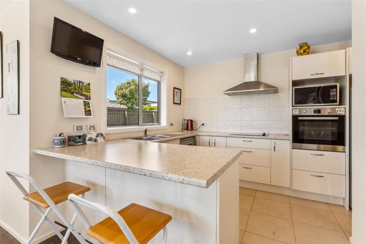 23 Brover Crescent Richmond_14