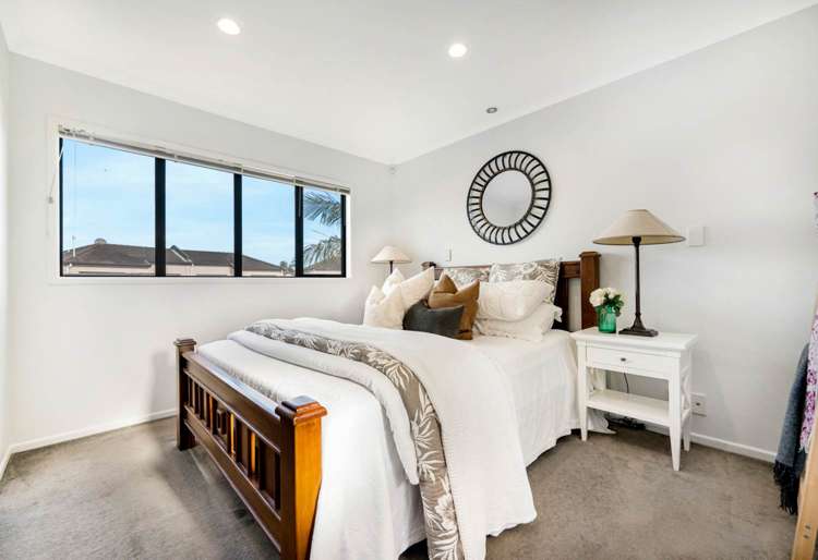 9 Skip Lane East Tamaki_10