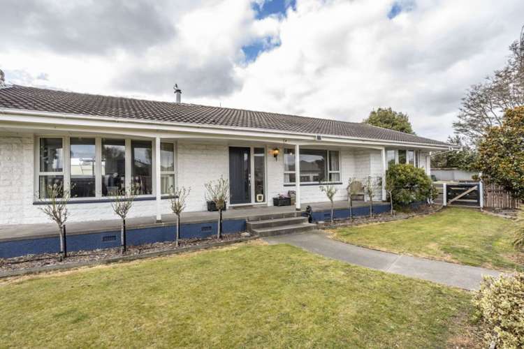 8 Gibbs Drive Woodend_24