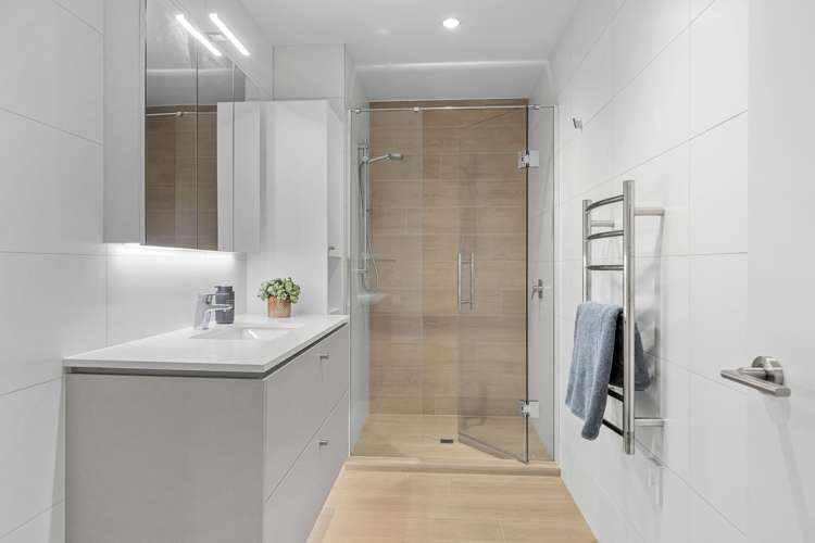 506/4 Bute Road Browns Bay_14
