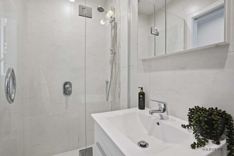 14 Willowbrook Place Titirangi_11