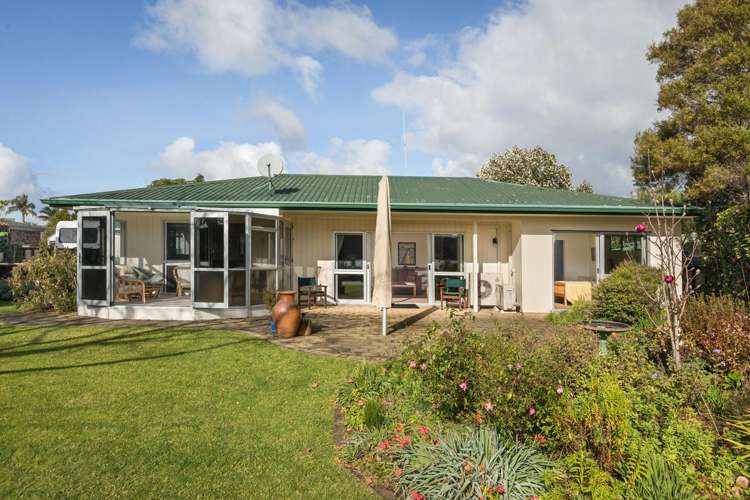 15 Francis Drive Katikati_5