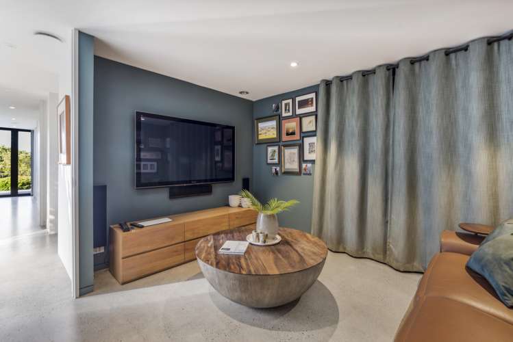 22 Bridge View Road Birkenhead_17