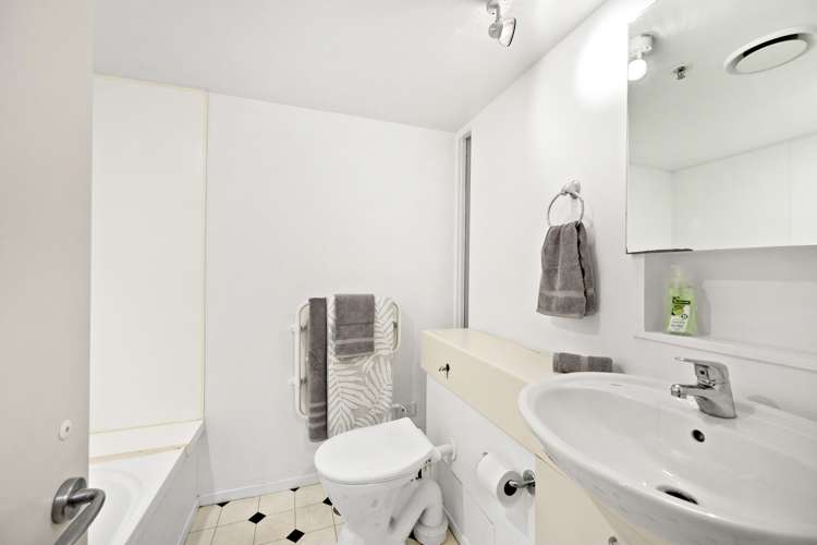 18/13 Leeds Street Te Aro_12