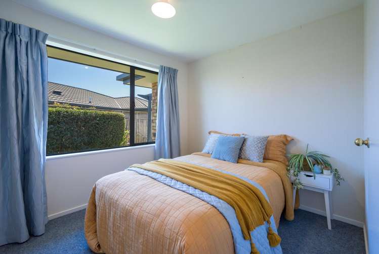 3 Mary Ann Muller Crescent Stoke_7