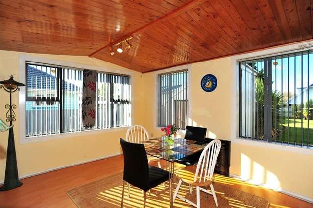 68 Russley Road Russley_3