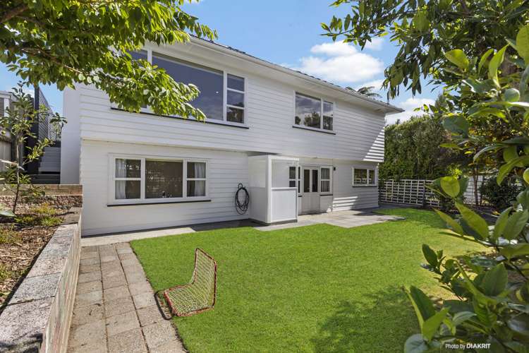 8 Bristow Place Karori_13