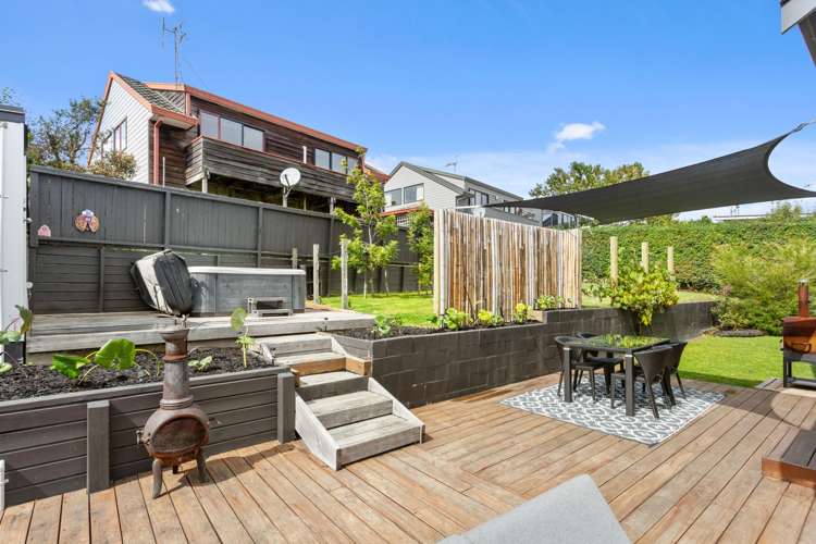 2 Fergusson Way Judea_14