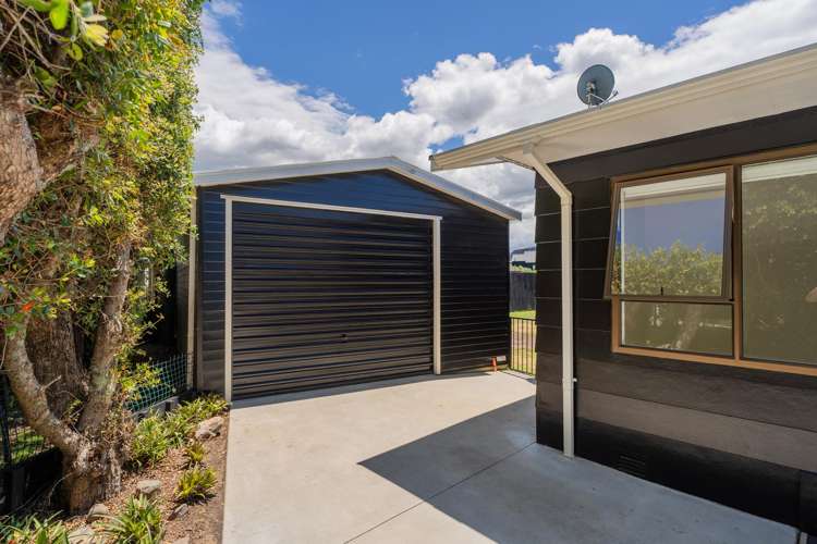 9 Blucher Reef Pauanui_13