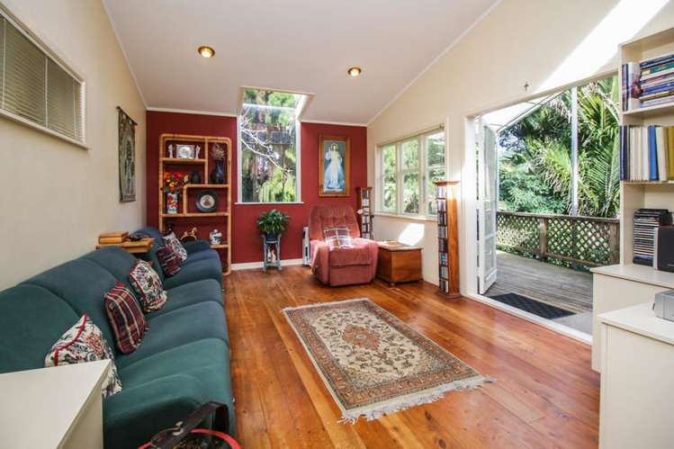 16 Waima Crescent Titirangi_10