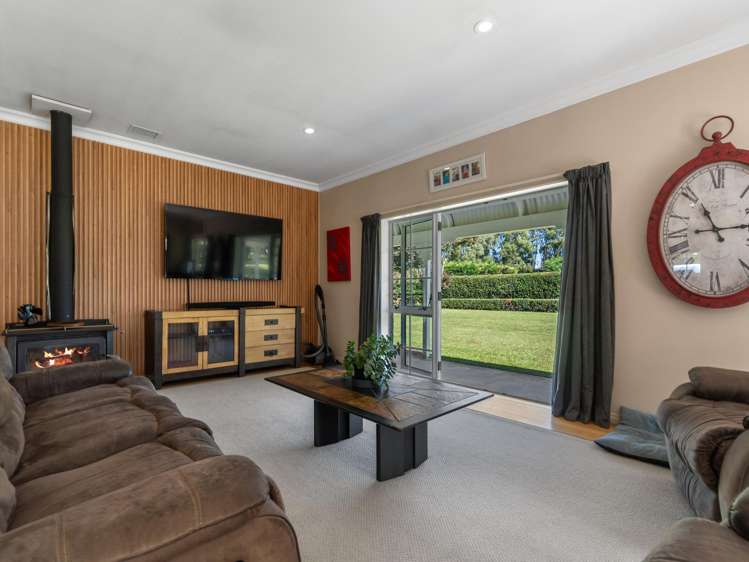 10 Oakshott Road Ngahinapouri_5