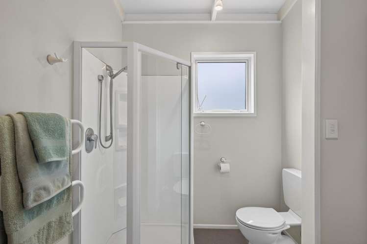 87 Dorset Avenue Lynmouth_16