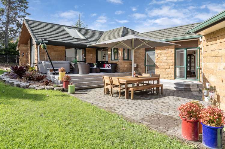 384 Clifton Road Whitford_23