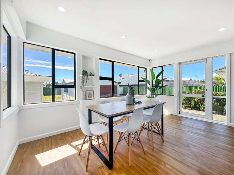 77 Hargood Street Woolston_5