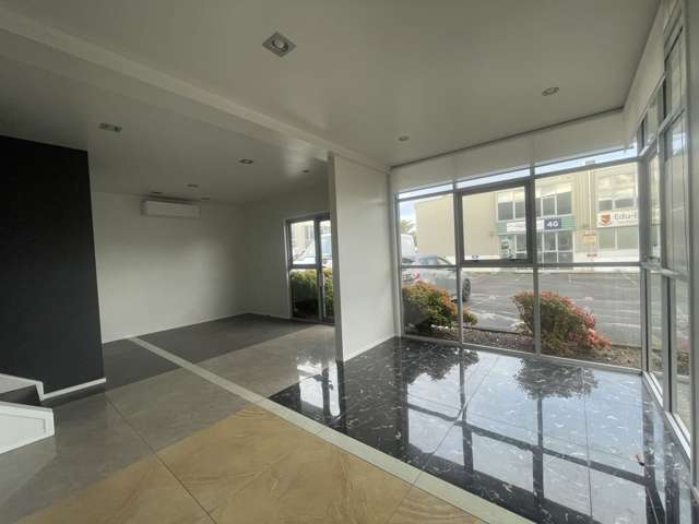 Unit F/4 William Pickering Drive Rosedale_1